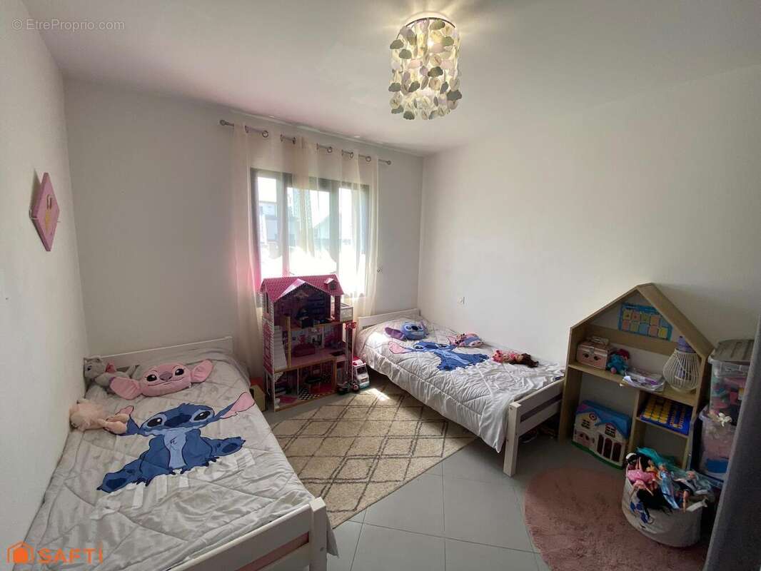 Maison 126 m² à Sainte-Livrade-Sur-Lot  - photo 9