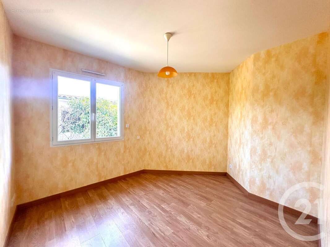 Maison à SAINT-ANDRE-DE-CUBZAC