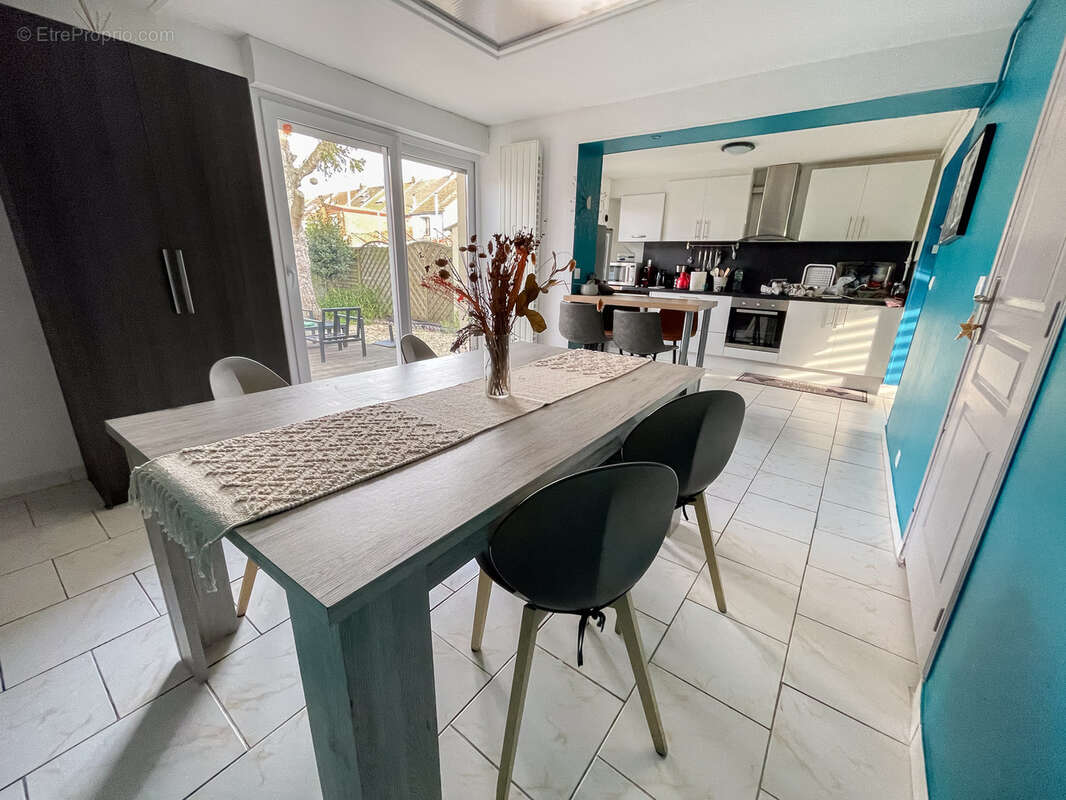 Maison à LA SENTINELLE