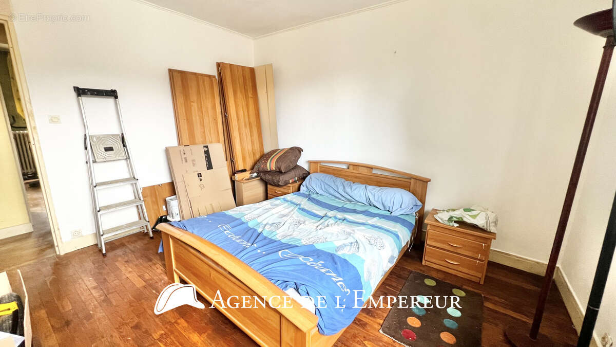 Appartement à RUEIL-MALMAISON