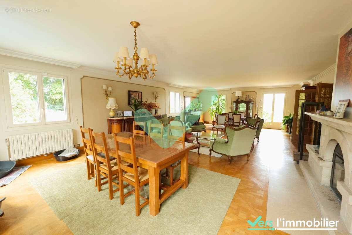 Maison à BRUGNY-VAUDANCOURT