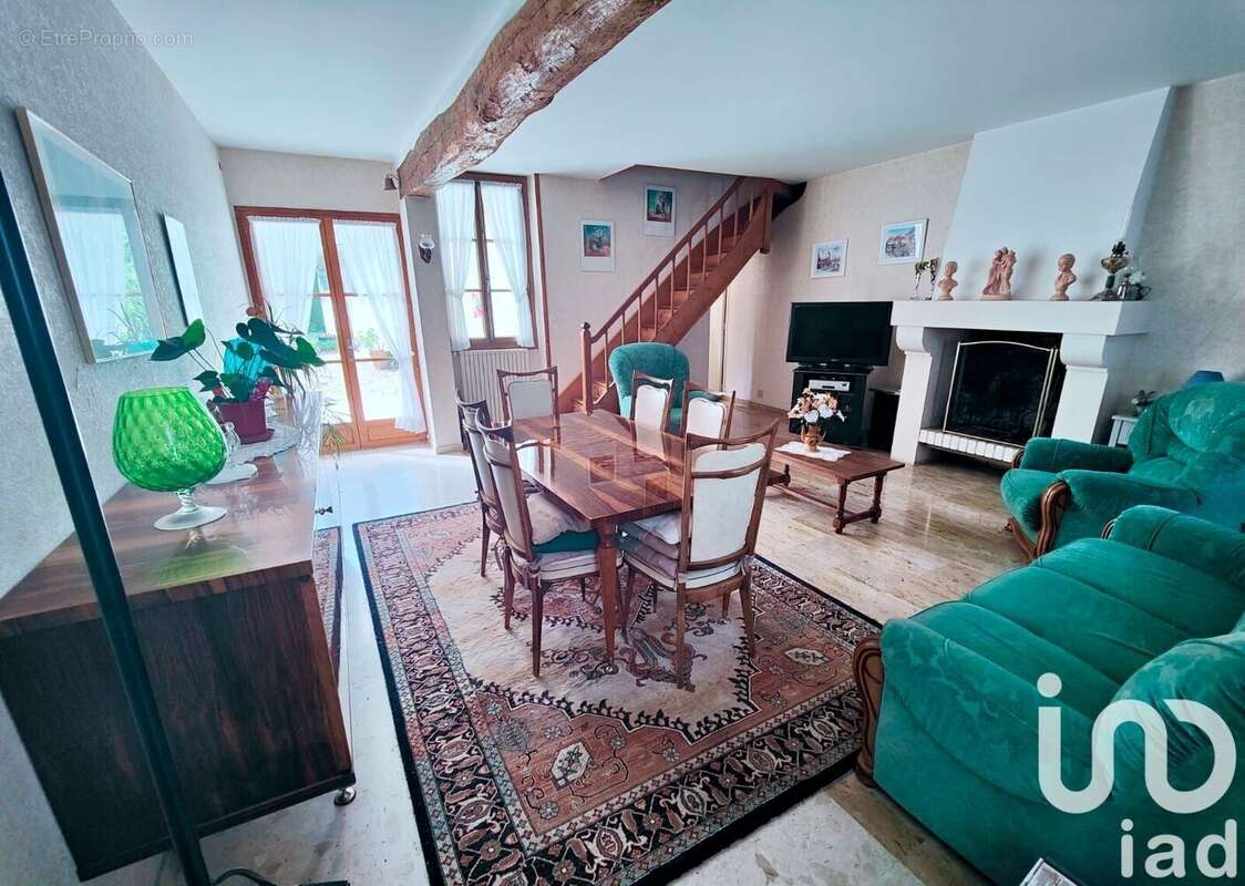 Photo 8 - Maison à REIGNAC-SUR-INDRE