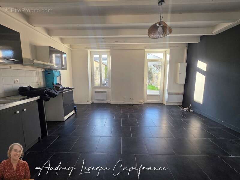 Maison à SAINT-GEORGES-DU-BOIS