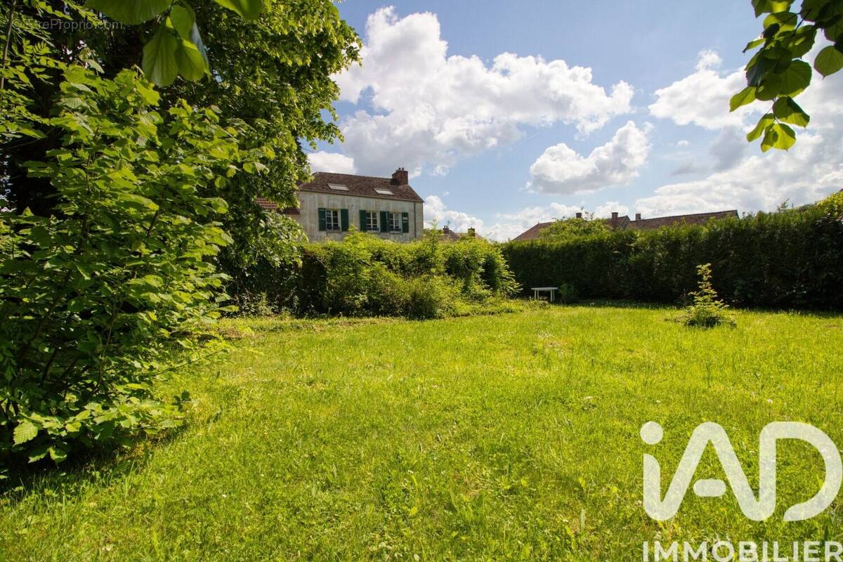 Photo 1 - Maison à MORAINVILLIERS