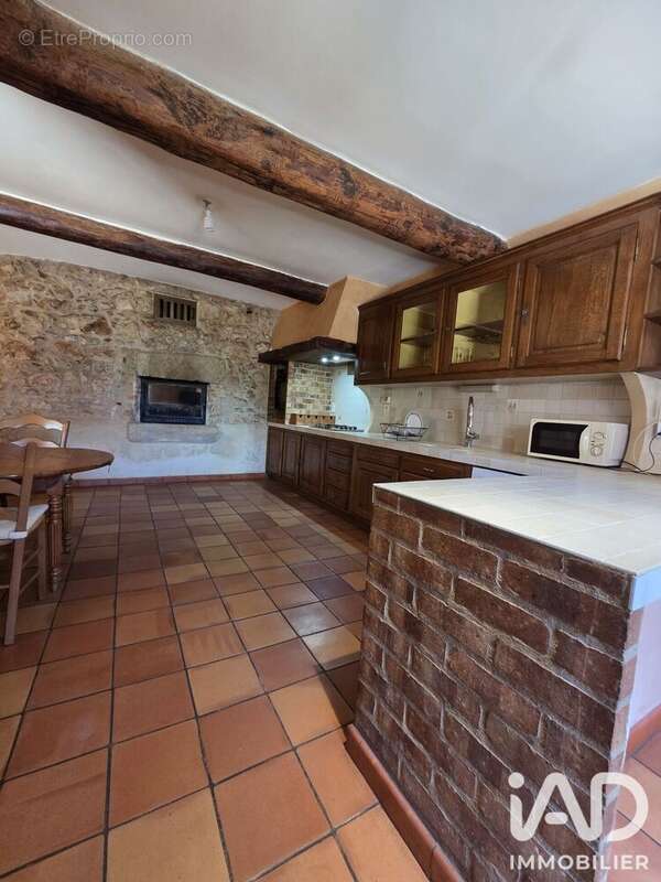 Maison 190 m² à Roquemaure  - photo 5