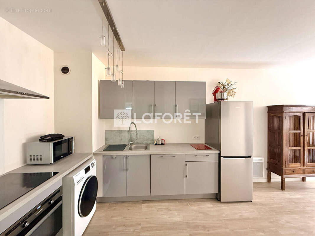 Appartement Toulon 2 pièce(s) 48 m2 - photo 3