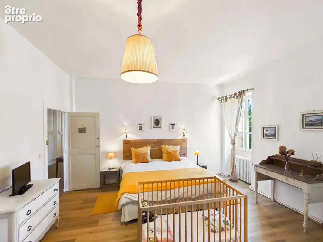 Château proche Saint‑Émilion avec domaine, hébergements indépendants et salle de réception - photo 12