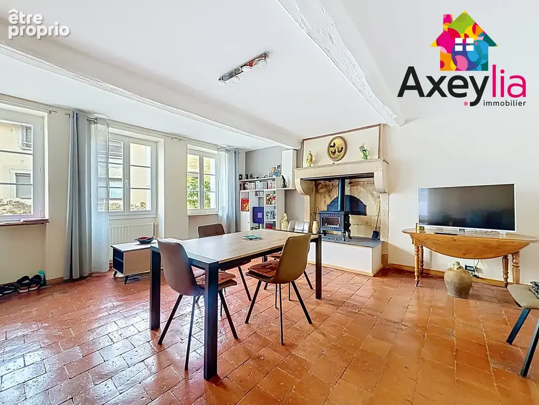 A vendre- secteur marcigny- maison de caractère avec terrain et bois - photo 2