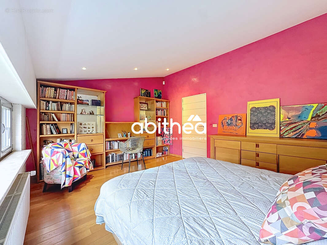 Maison à LATTRE-SAINT-QUENTIN