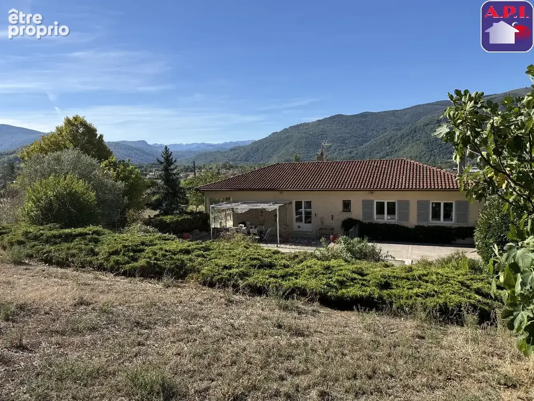 Maison 6 pièces 187 m² à vendre à Foix (09000) - photo 3
