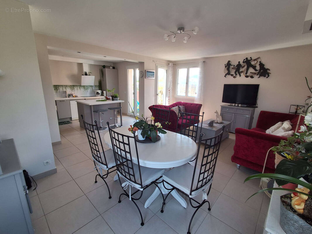 Appartement à TOURNON-SUR-RHONE