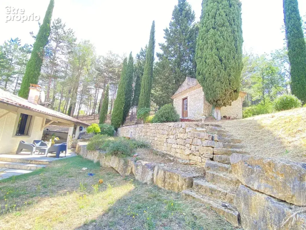 Belle villa de 166 m2 avec piscine , terrain 12730 m2 - photo 19