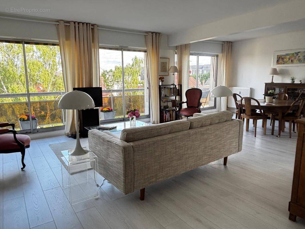 Appartement à COMPIEGNE