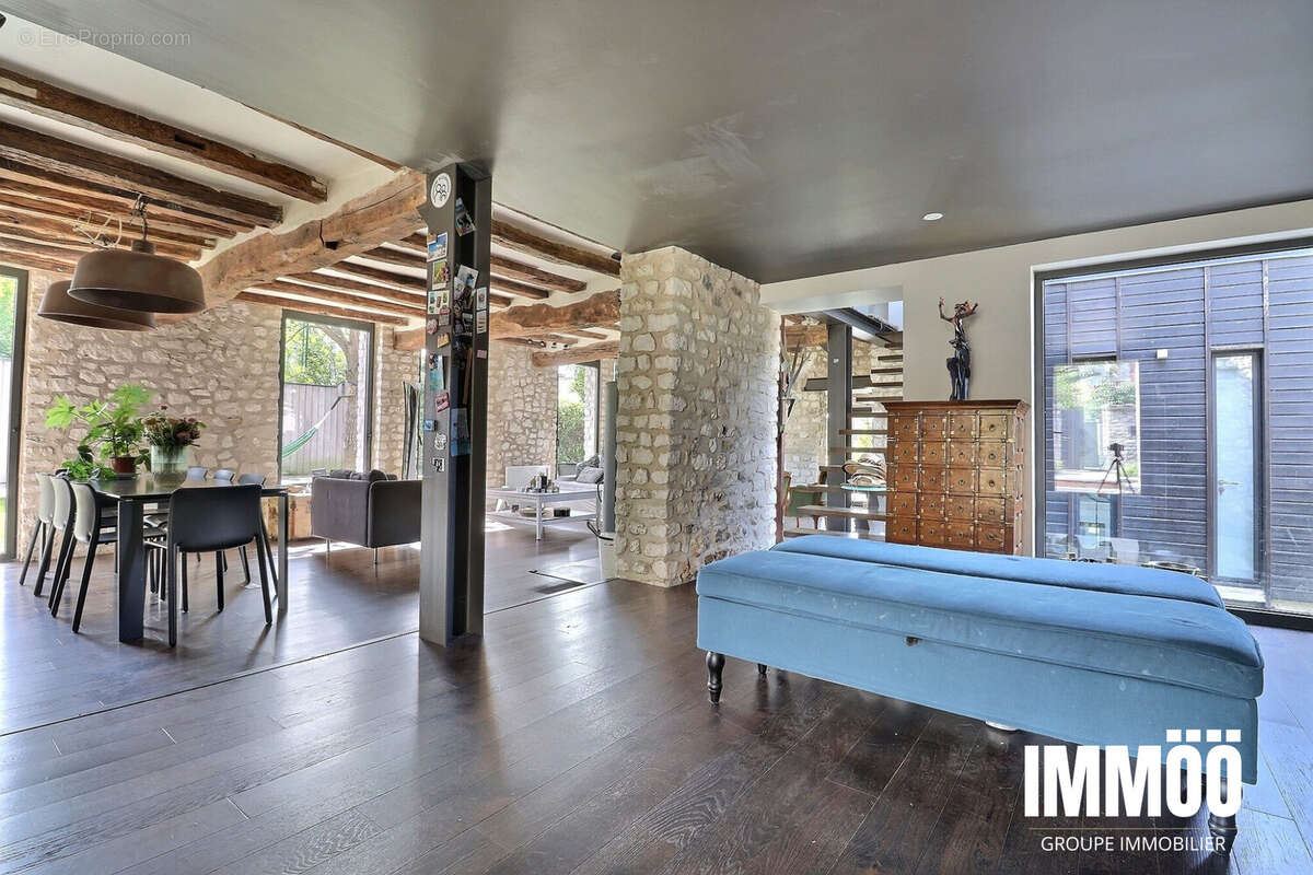 Maison à SAINT-MARTIN-DE-BOSCHERVILLE