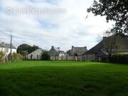 Terrain à BAINS-SUR-OUST