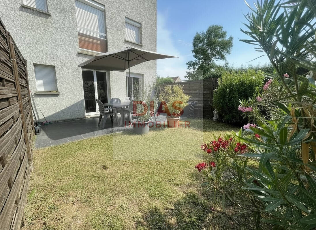 Appartement à PONTAULT-COMBAULT