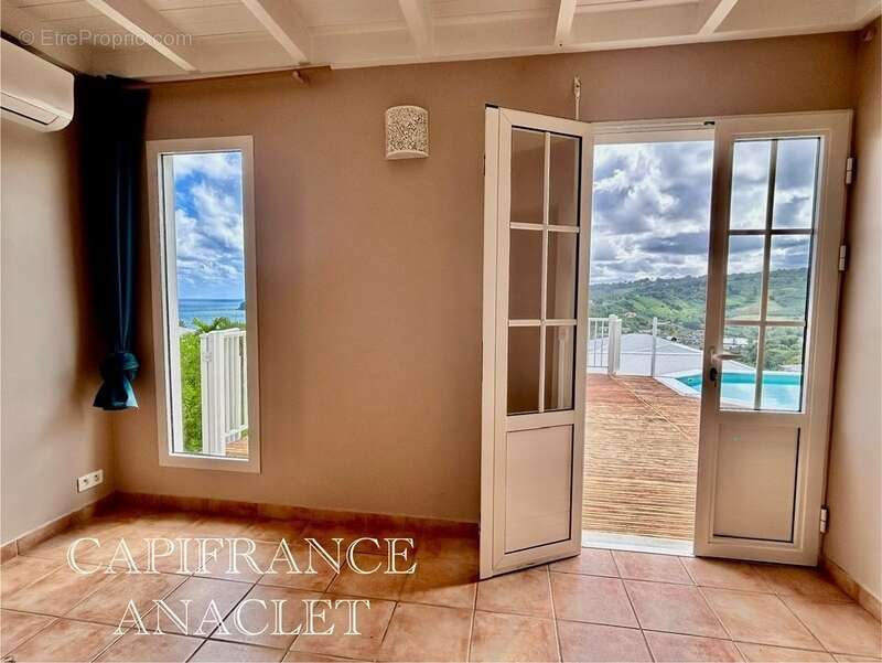 Maison à LE LORRAIN