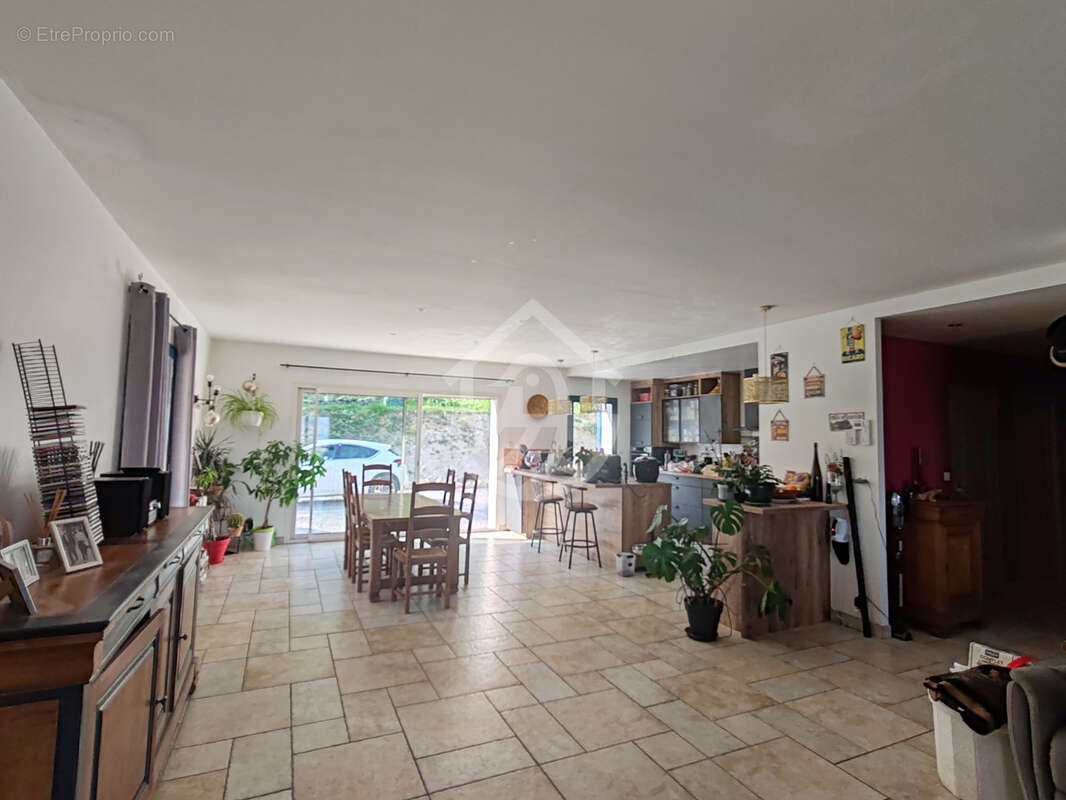 Maison à CHOMERAC