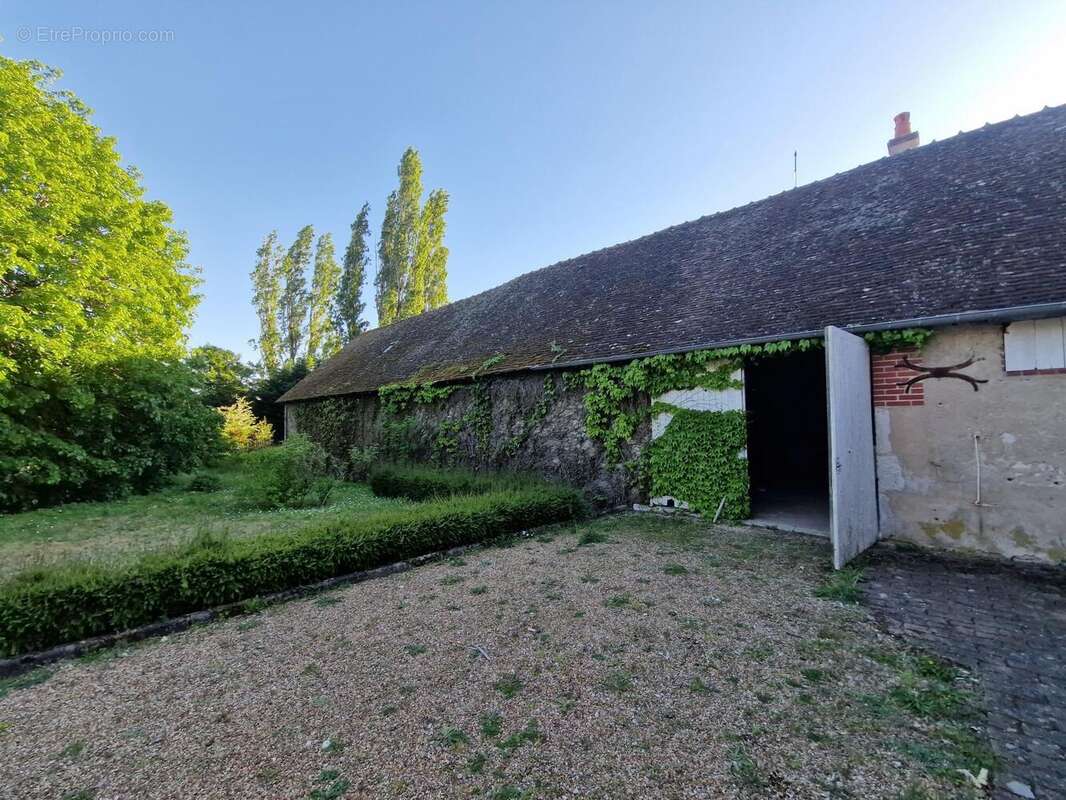 Maison 218 m² à Mont-Pres-Chambord  - photo 6