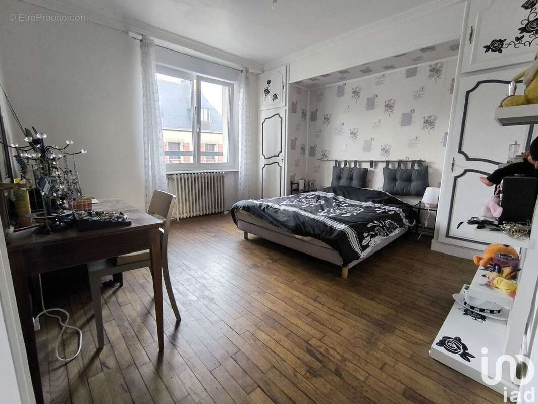 Photo 7 - Commerce à PLEYBEN