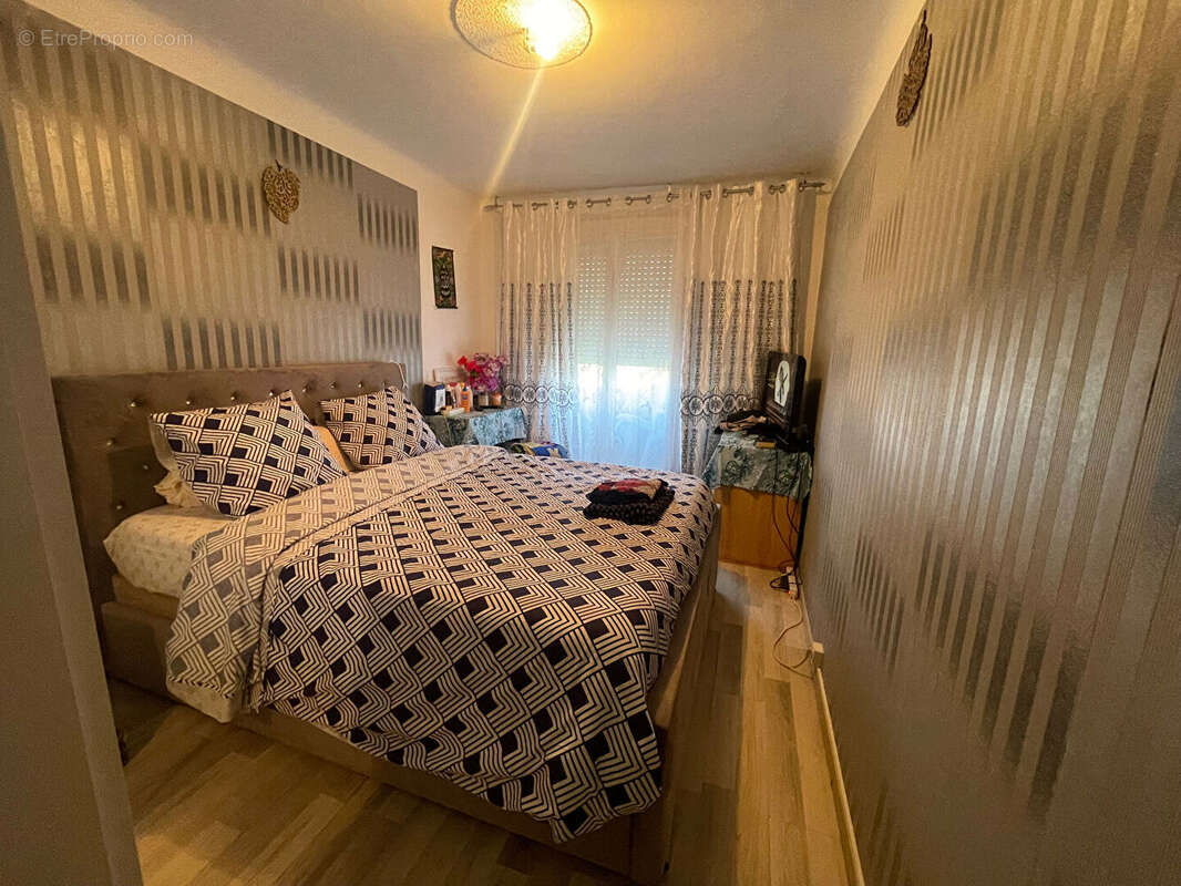 Appartement à MARSEILLE-14E