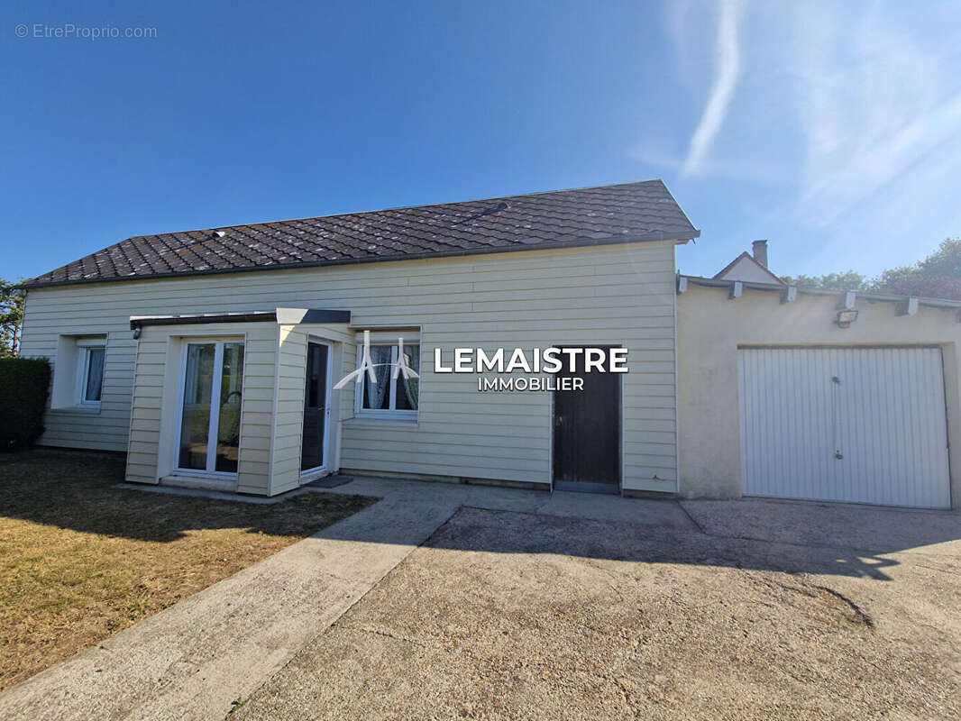 Maison à SANDOUVILLE