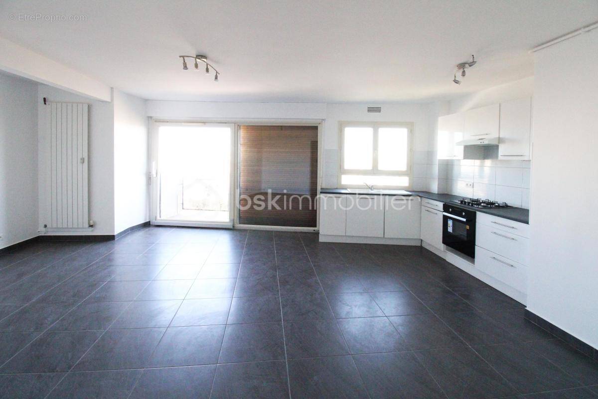 Appartement à LE MEE-SUR-SEINE