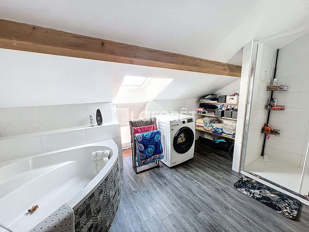 Maison à SAINT-BENIGNE