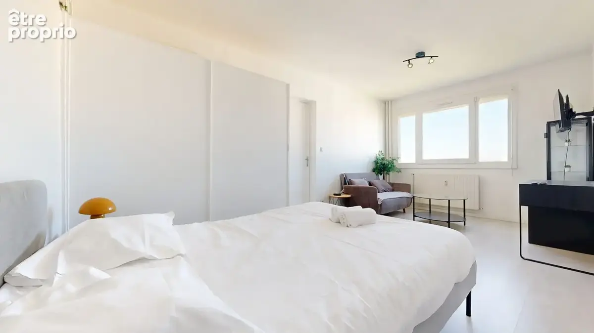 Appartement 1 pièce 33 m² à vendre à Villeurbanne (69100) - photo 1