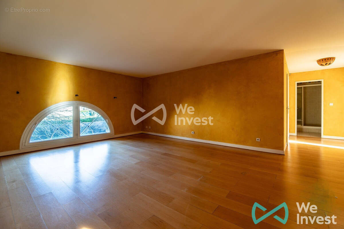 Maison à DEUIL-LA-BARRE