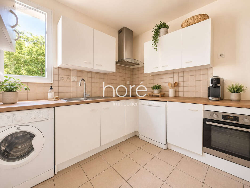 Appartement 108 m² à Cergy  - photo 4
