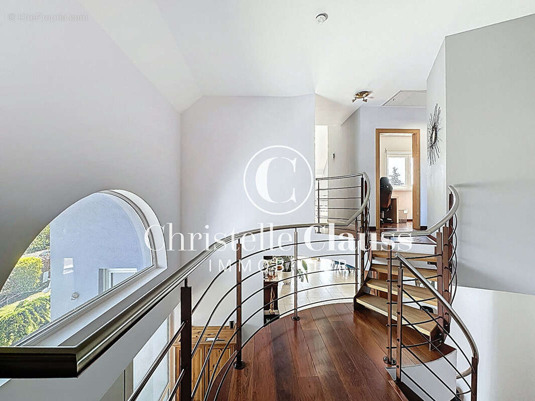 Maison Romanswiller 8 pièces 214 m2 - photo 14