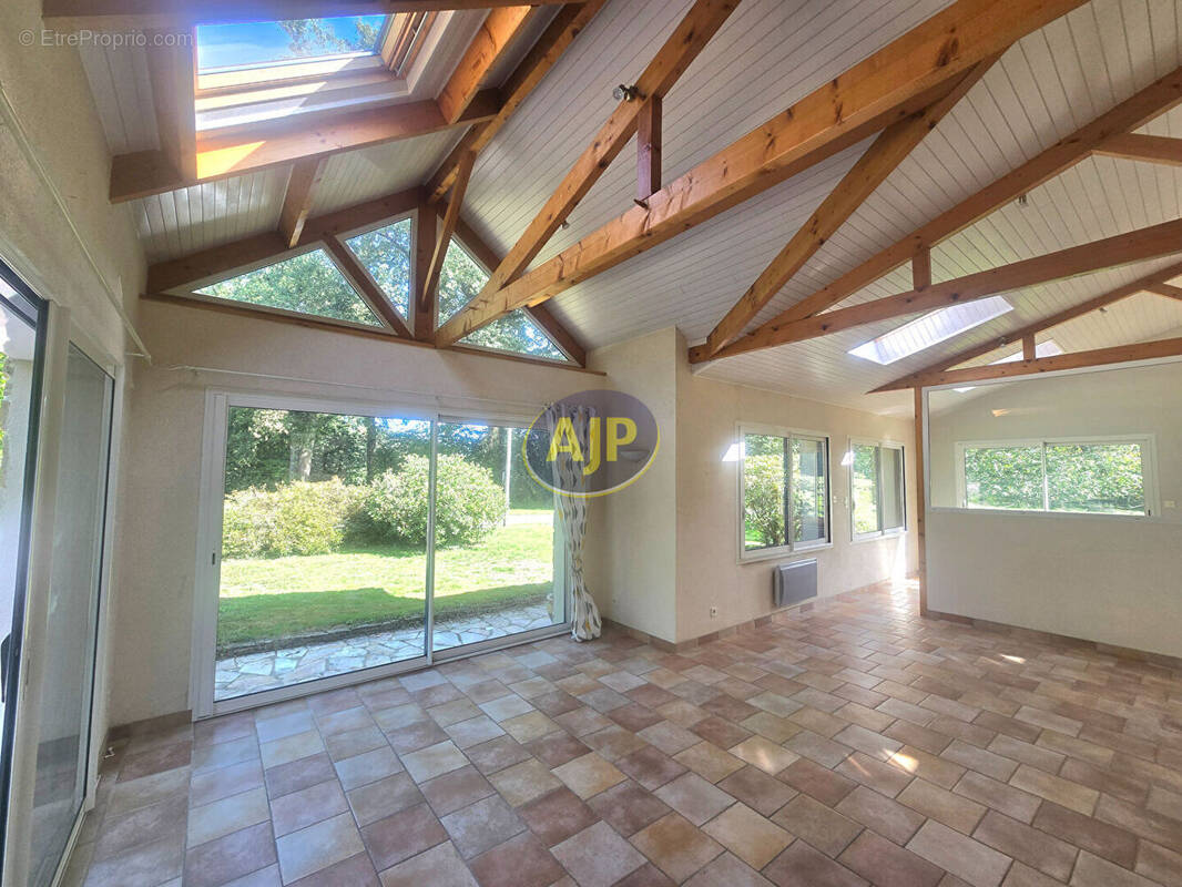 Maison à GUEMENE-PENFAO
