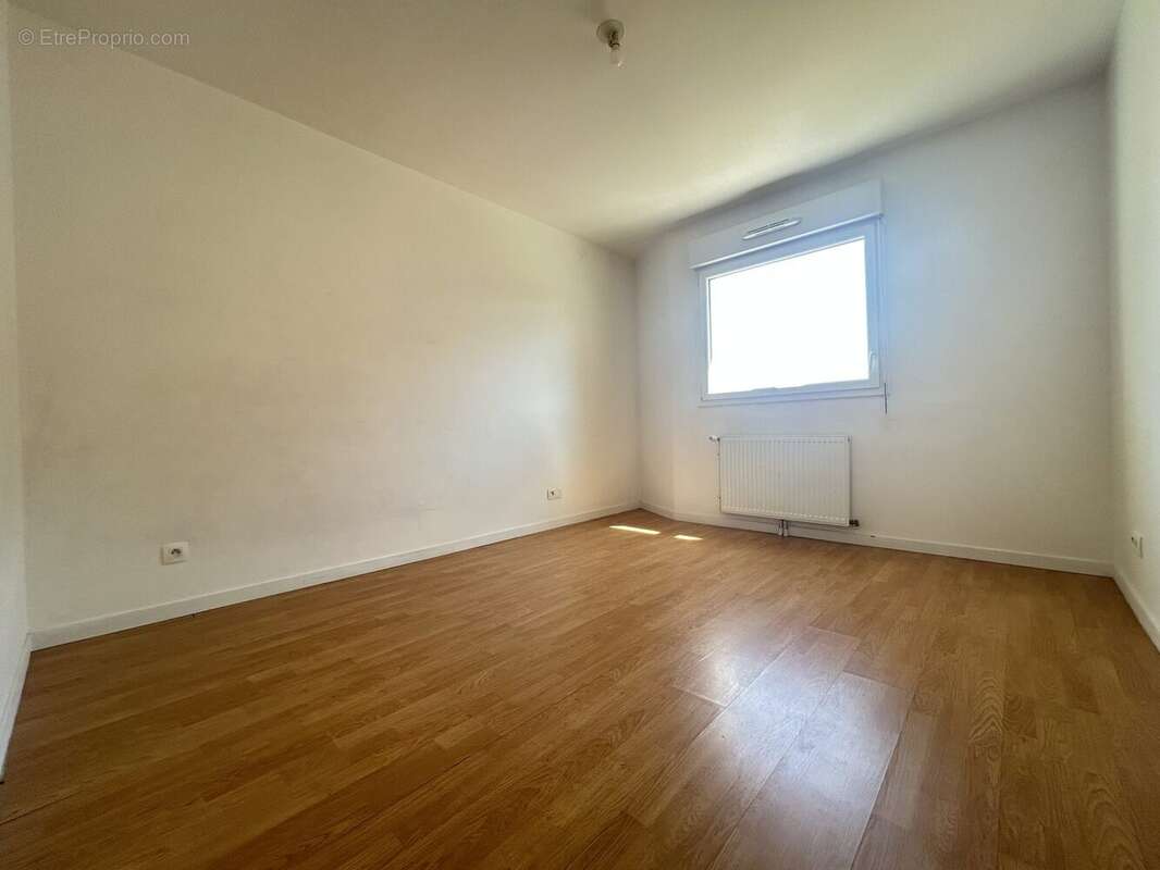 Appartement 60 m² à Saint-Pierre-Du-Perray  - photo 6