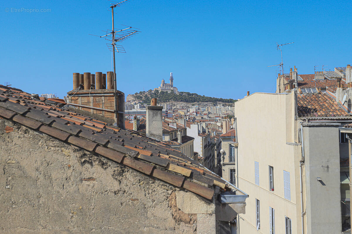 Appartement à MARSEILLE-6E