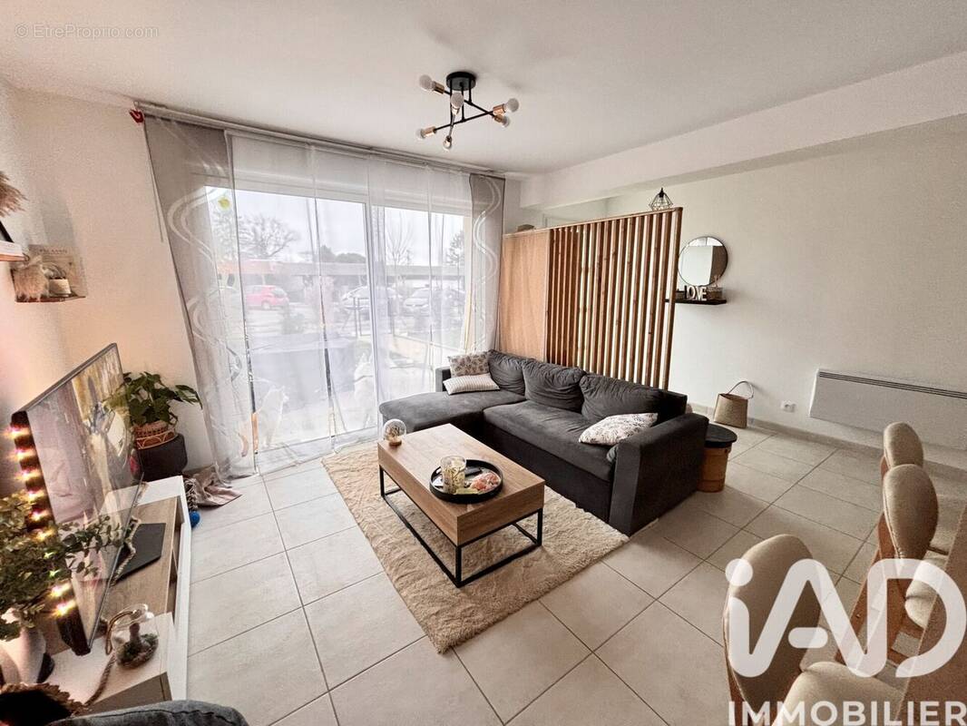 Photo 1 - Maison à LA CHAPELLE-REANVILLE