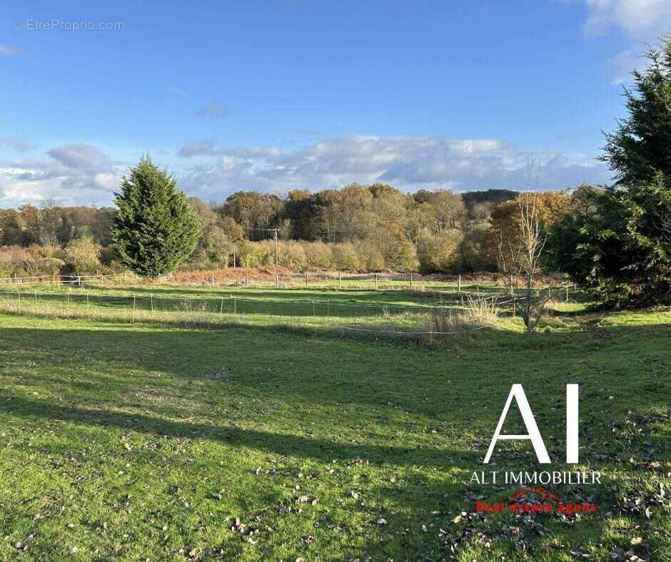 Maison à PONT-D&#039;OUILLY