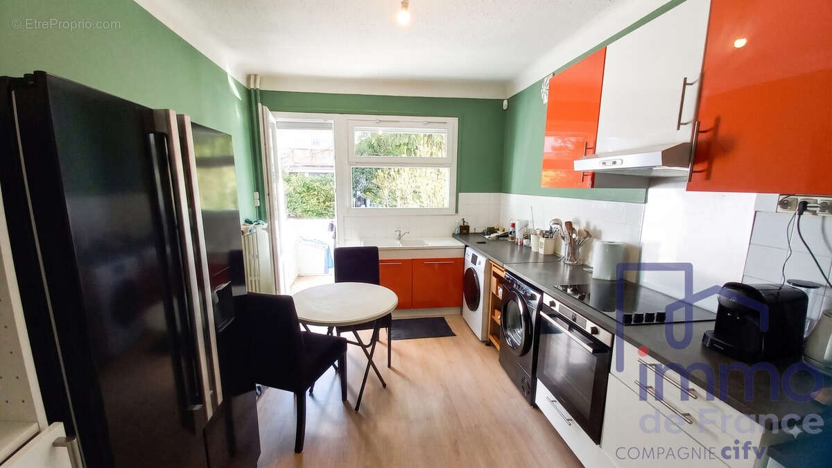 Appartement 95 m² à Saint-Etienne  - photo 3