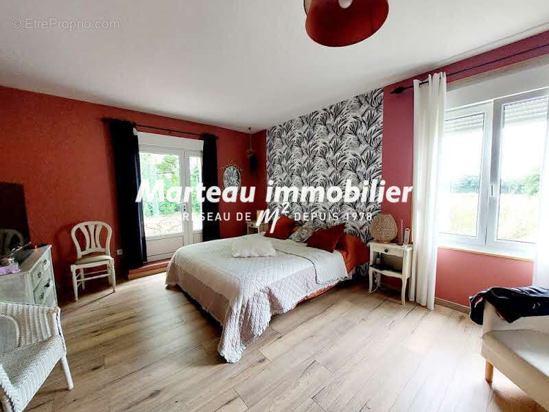 Maison à YVRE-L'EVEQUE