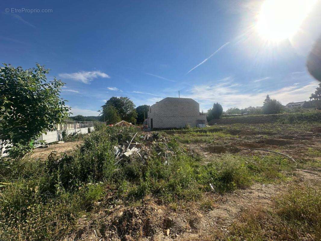 Une maison neuve en plein cœur de village, avec jardin, terrasse et DPE A - photo 9