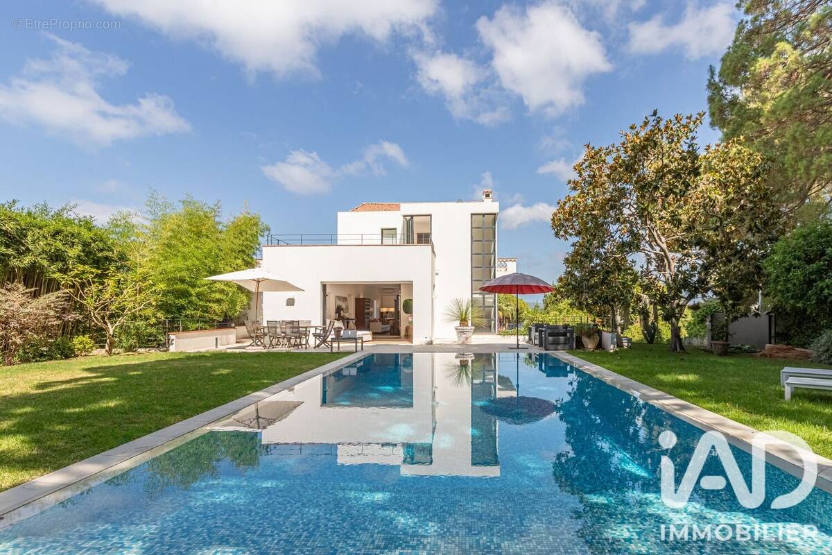 Photo 1 - Maison à ANTIBES