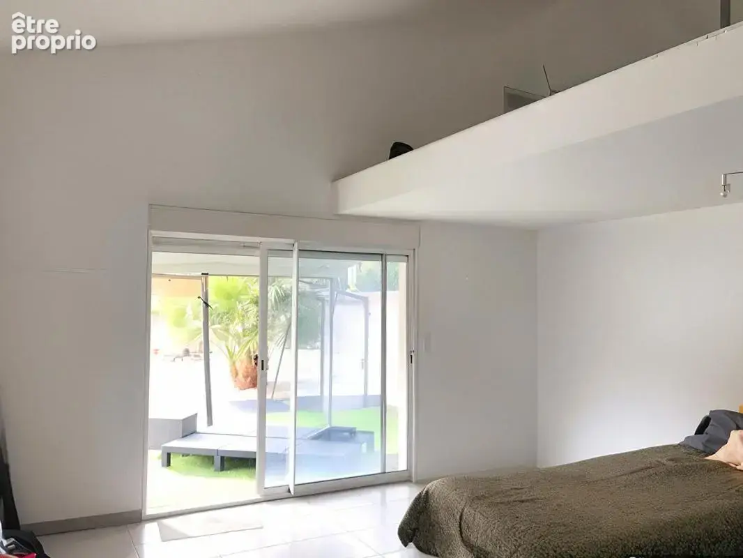 Maison familiale + LOCAL COMMERCIAL libre + dépendances et piscine - photo 15