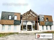 Commerce à MONT-SAINT-AIGNAN