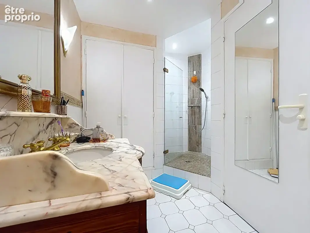 Vends appartement 3 pièces avec balcon secteur Castellane - photo 12