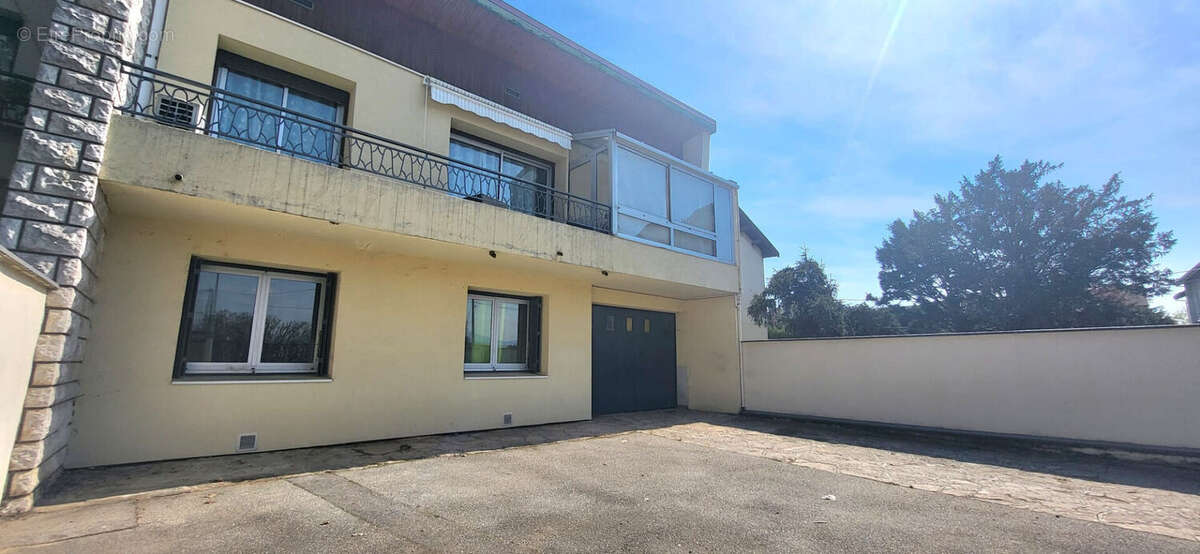 Maison à ROUSSILLON