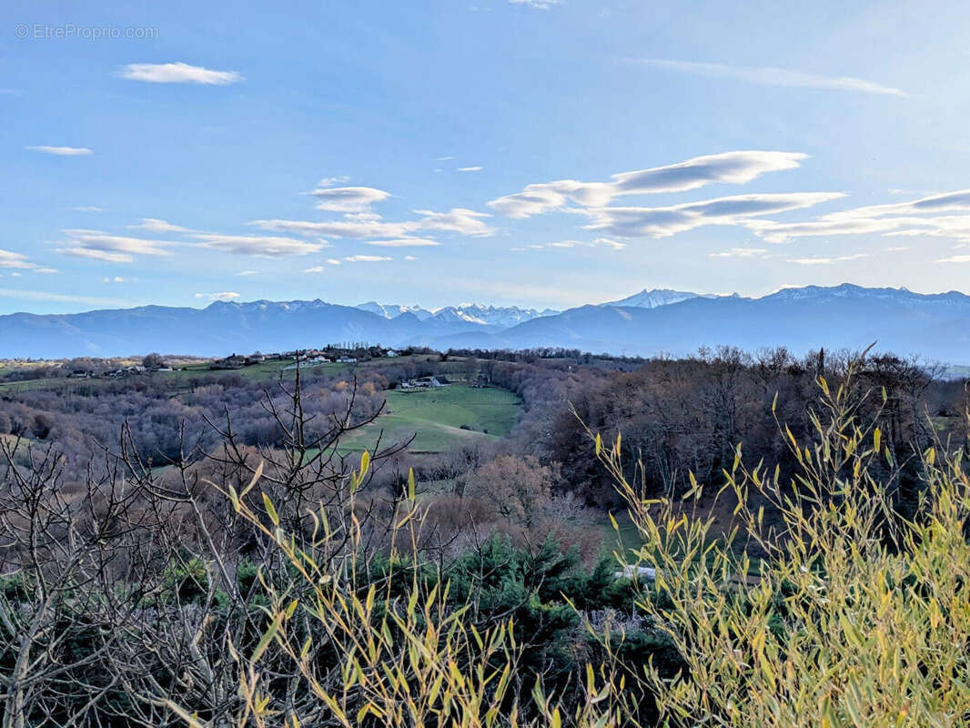 Appartement à JURANCON