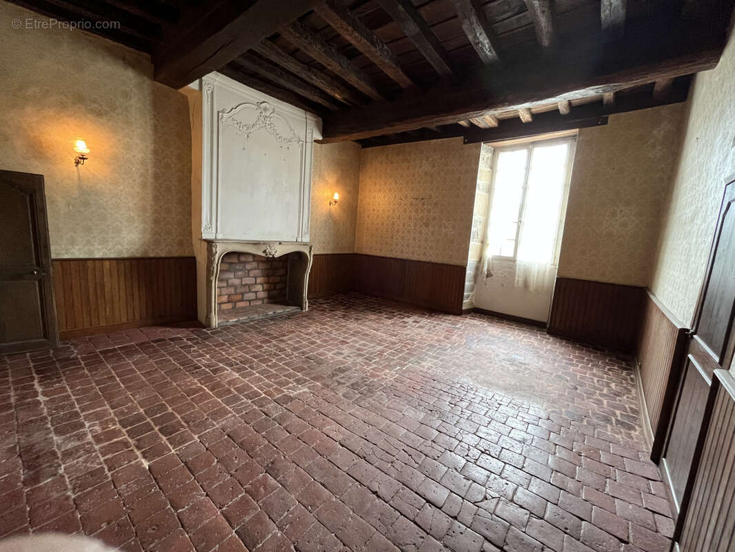 Maison à SEMUR-EN-AUXOIS