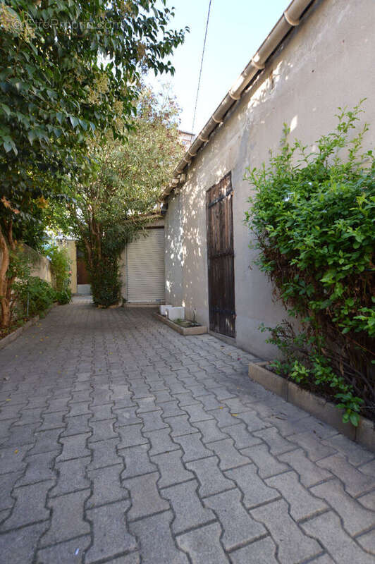 Appartement à MARSEILLE-4E