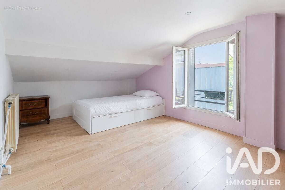Maison 100 m² à Maisons-Alfort  - photo 9