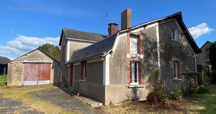 Maison à SAINT-BERTHEVIN